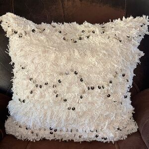 NWT Pottery Barn Moroccan Wedding by Pillow Cover with Down Insert